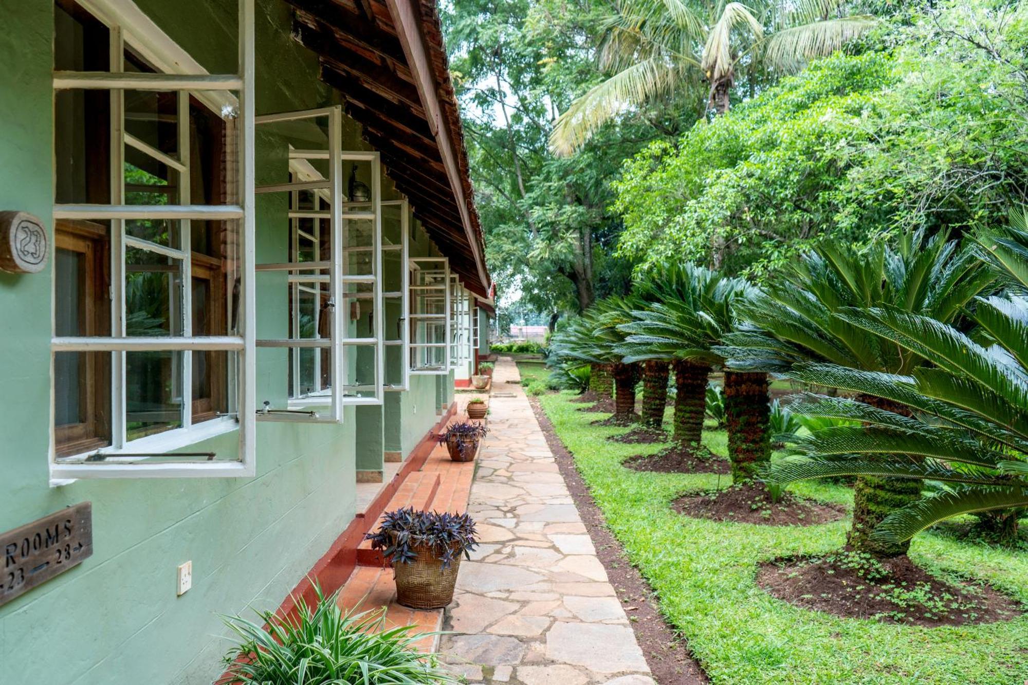 Masindi Hotel Luaran gambar