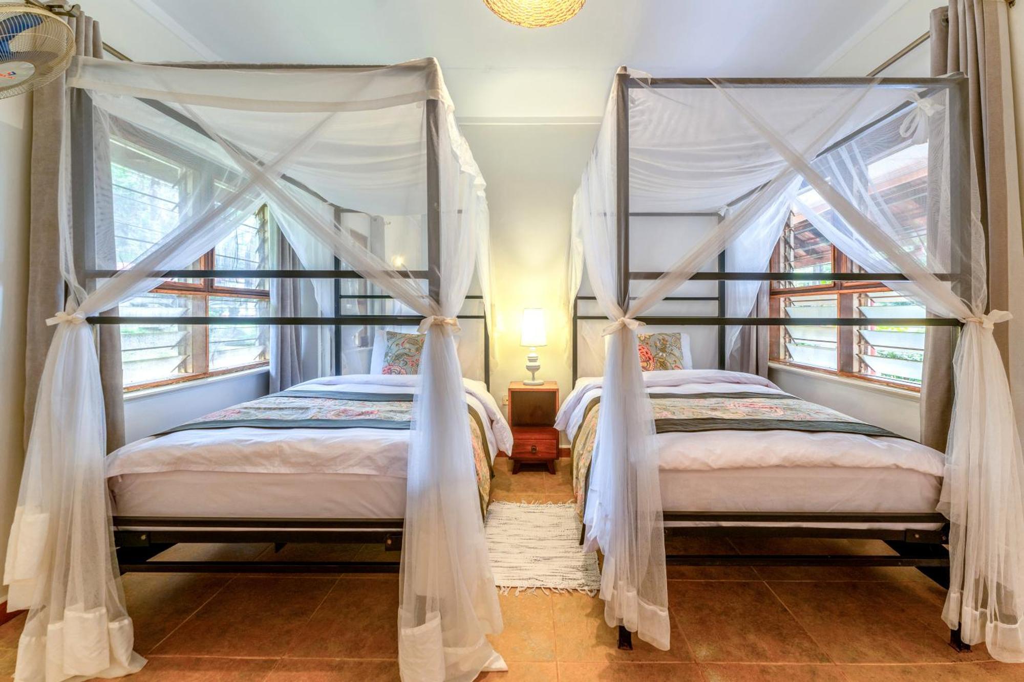 Masindi Hotel Luaran gambar