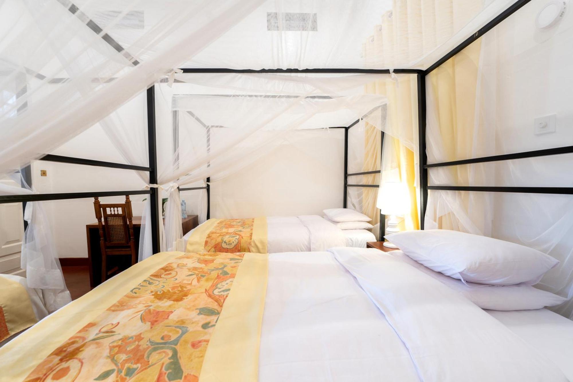 Masindi Hotel Luaran gambar
