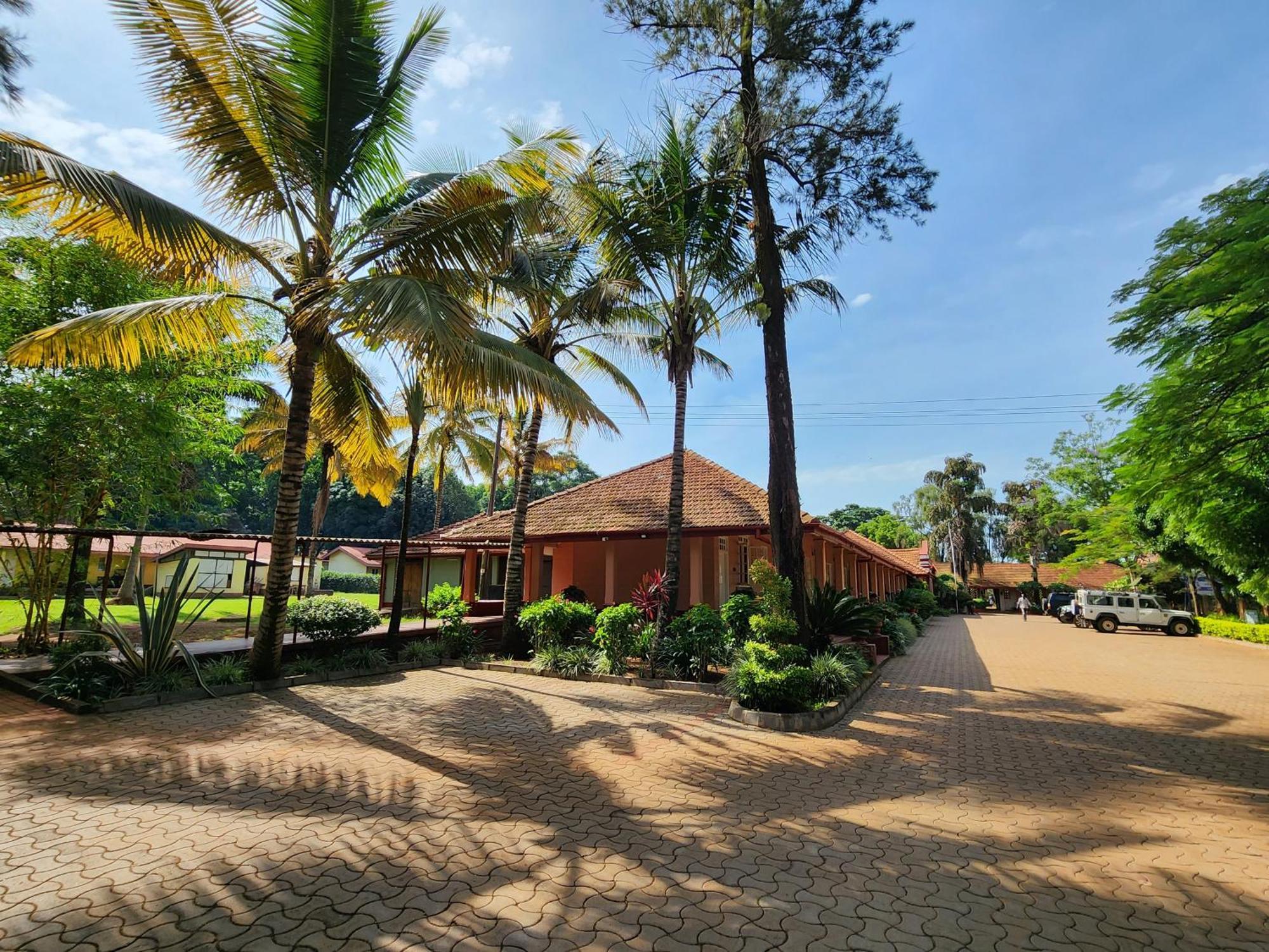 Masindi Hotel Luaran gambar