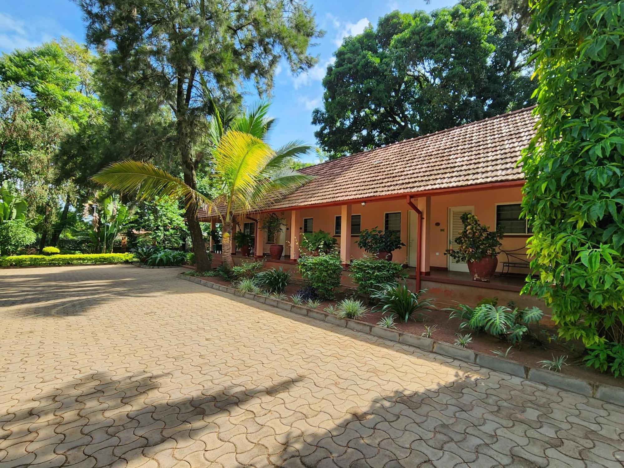 Masindi Hotel Luaran gambar