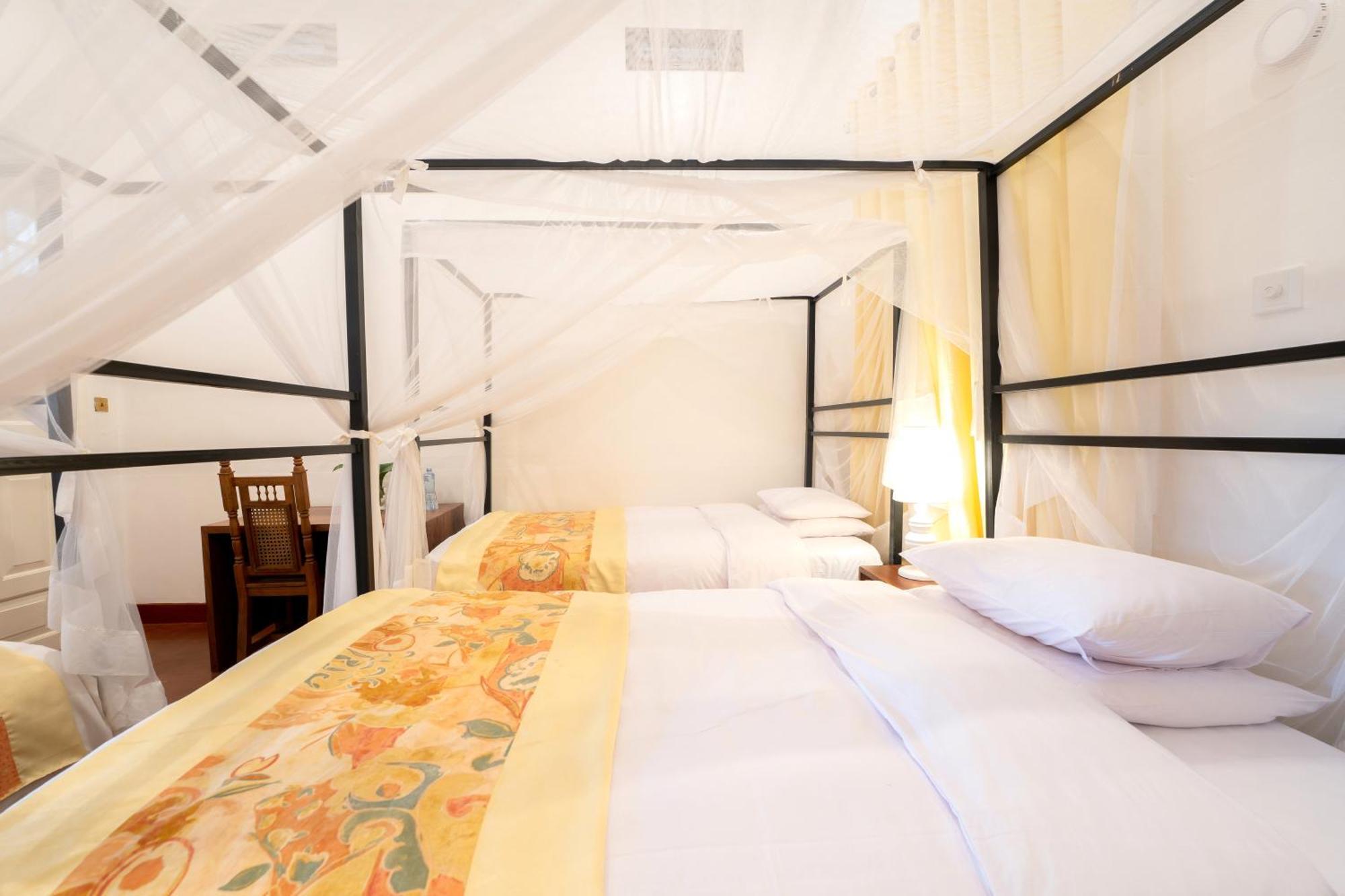 Masindi Hotel Luaran gambar